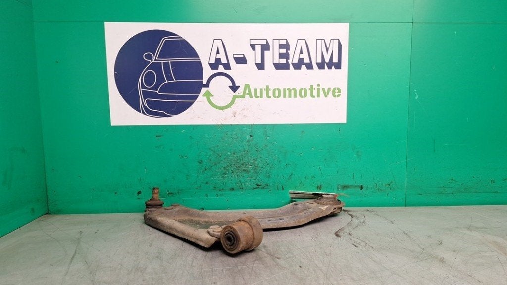 BRAS DE SUSPENSION AVANT DROIT (TRIANGLE) Opel Meriva (A), Opel, Opel Automobile GmbH, Utilisé, Kontakt-opel@opel.com