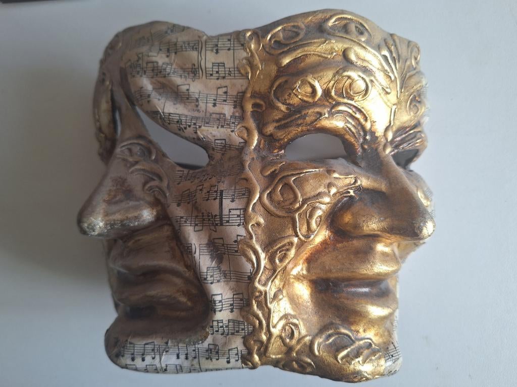 Oud handgemaakt Venetiaans twee gezichten masker, Ophalen of Verzenden