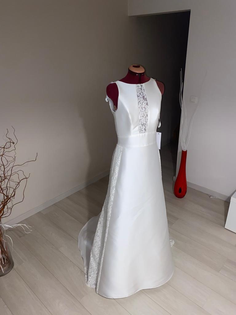 Mooie nieuwe trouwjurk, Kleding | Dames, Trouwkleding en Trouwaccessoires, Ophalen, Nieuw, Trouwjurk