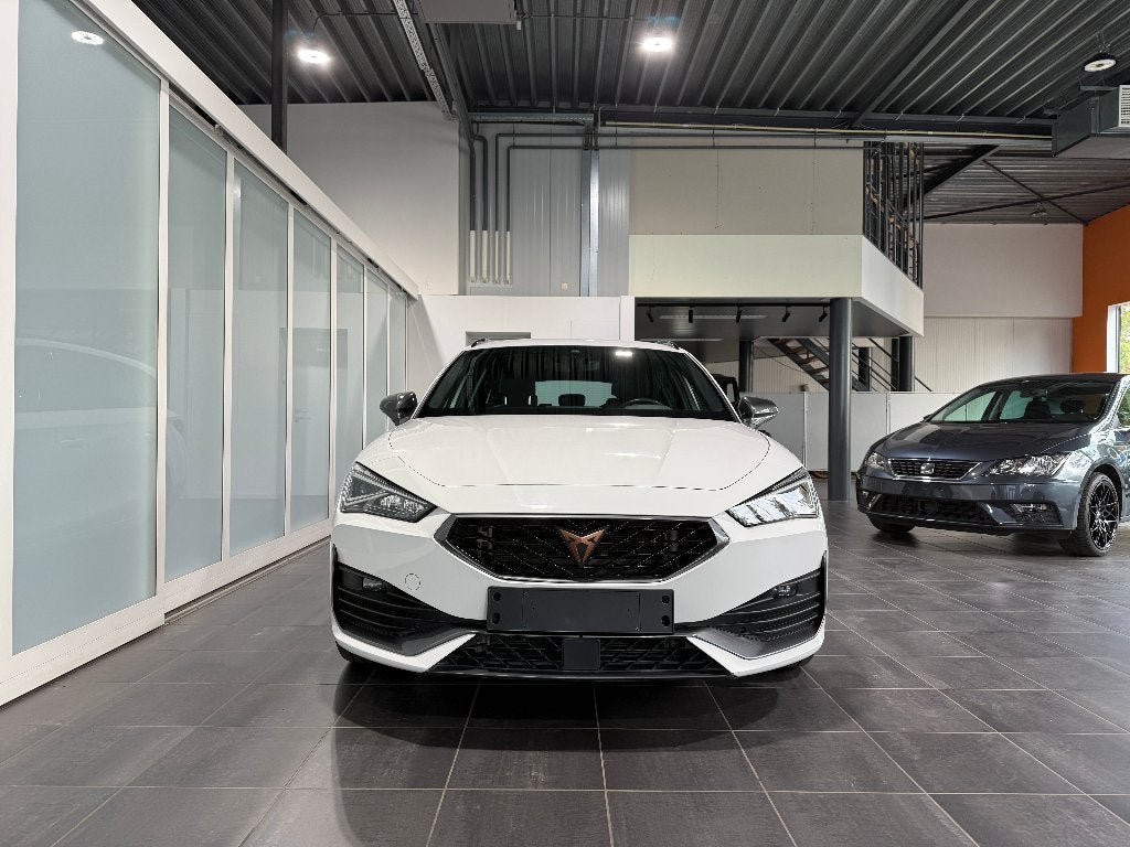 Cupra Leon 1.5 eTSI DSG / PDC / Carplay /, Autos, Achat, https://public.car-pass.be/vhr/, Entreprise, Garantie prolongée