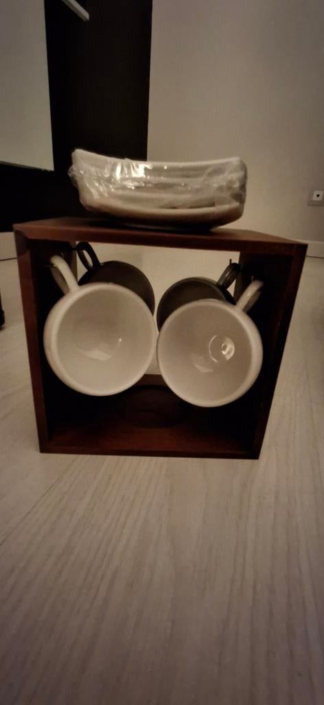 Sachets à café avec sous-verres, Enlèvement