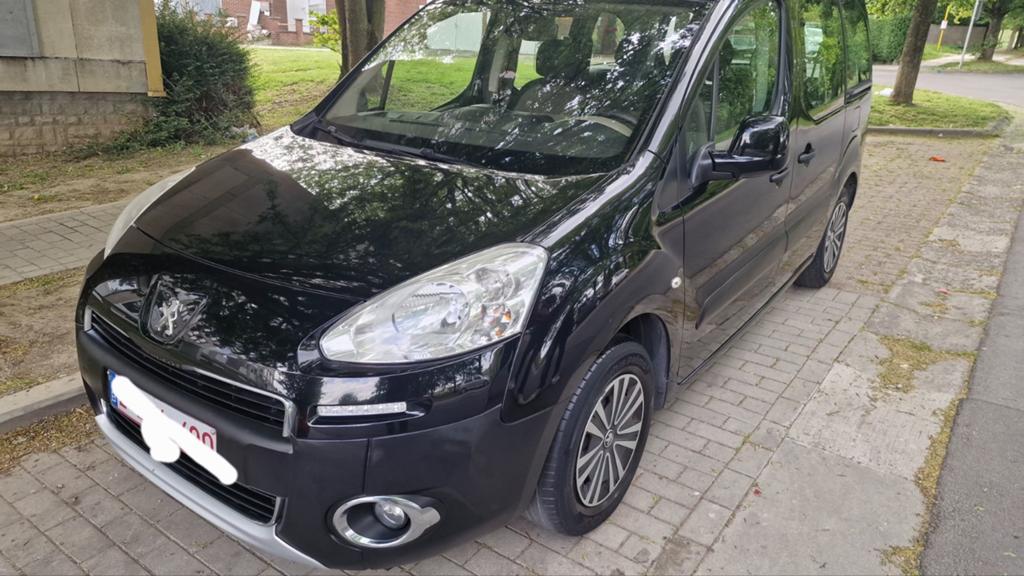 Peugeot partner 1.6hdi, Auto's, Peugeot, Zwart, Diesel, Grijs, Particulier