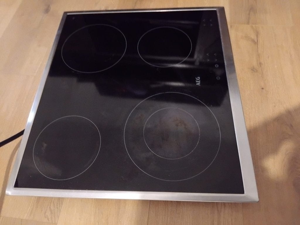 plaque de cuisson, Electroménager, Tables de cuisson, 4 zones de cuisson, Encastré, Enlèvement, Utilisé