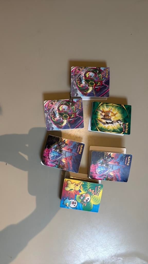 Pokemon, Hobby en Vrije tijd, Verzamelkaartspellen | Pokémon, Ophalen, Gebruikt, Sleeves of Kaarthoesjes