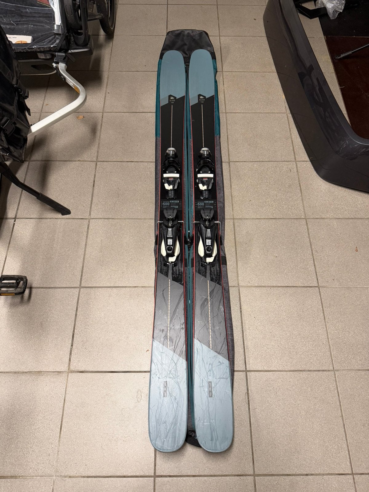Wedze Freeride 500 skis 183cm + Look Grip Walk bindingen, Autres marques, Skis, Enlèvement, Ski