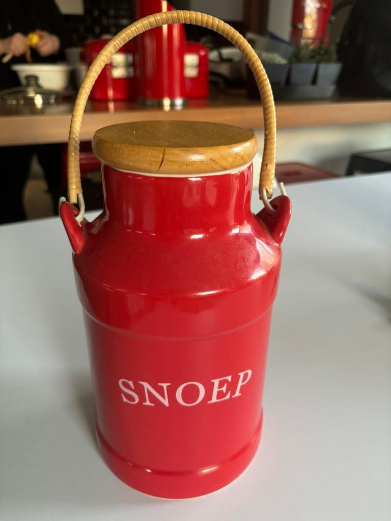 Snoeppot, Ophalen