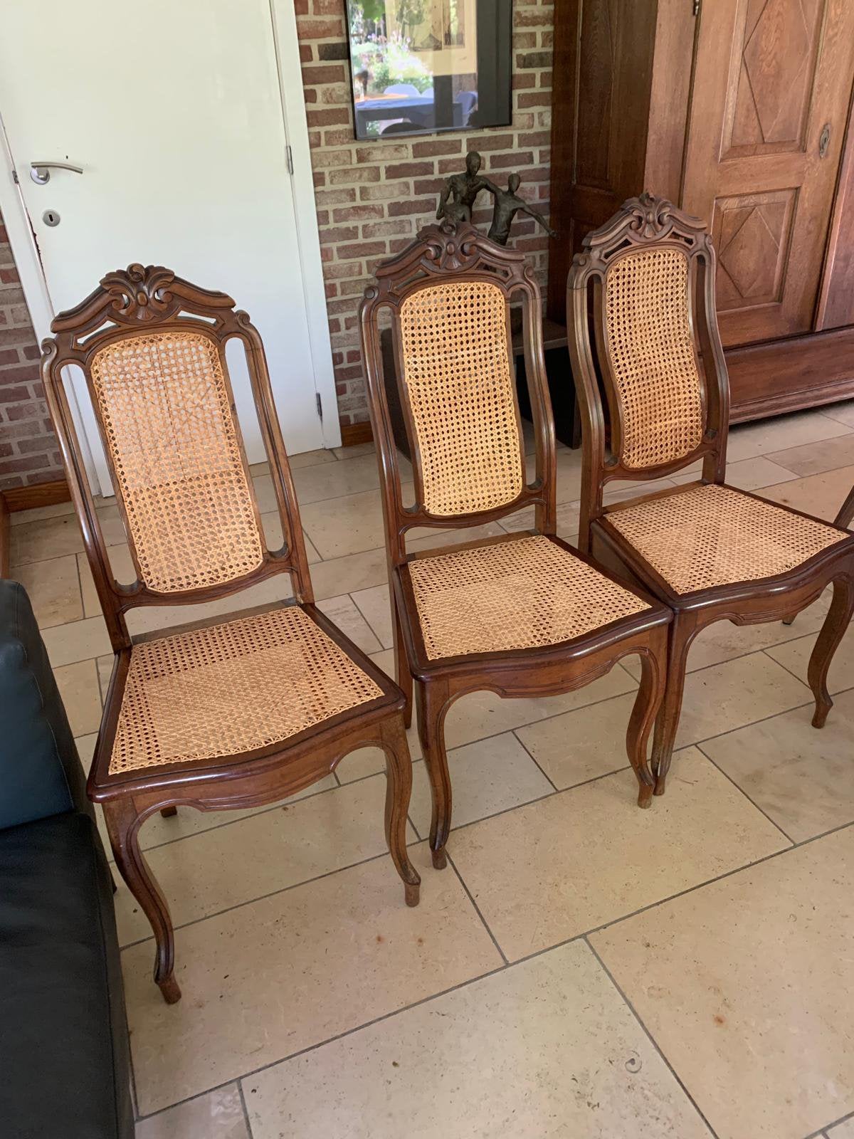 Gratis - 6 prachtige klassieke houten stoelen, Ophalen