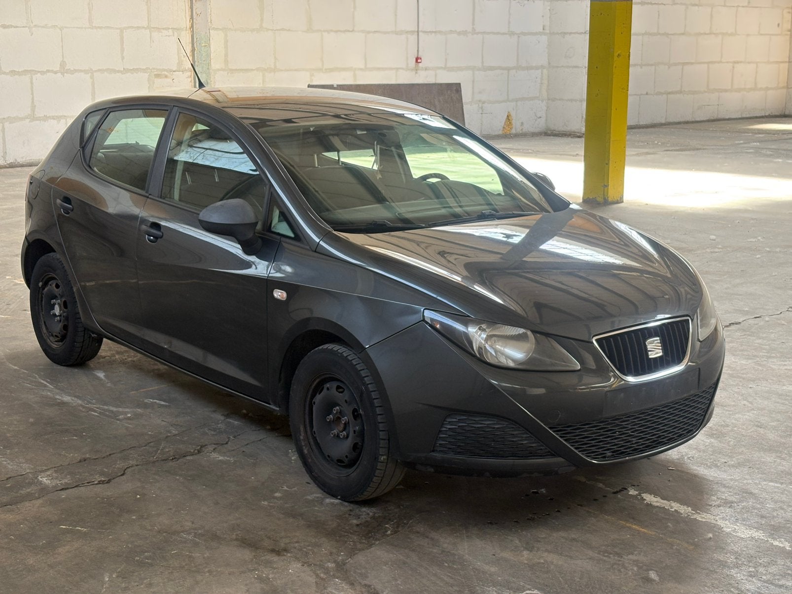 Seat Ibiza 1.2 TDI 221.000 km Demarre et roule bien, Auto's, Voorwielaandrijving, Euro 5, Stof, Zwart