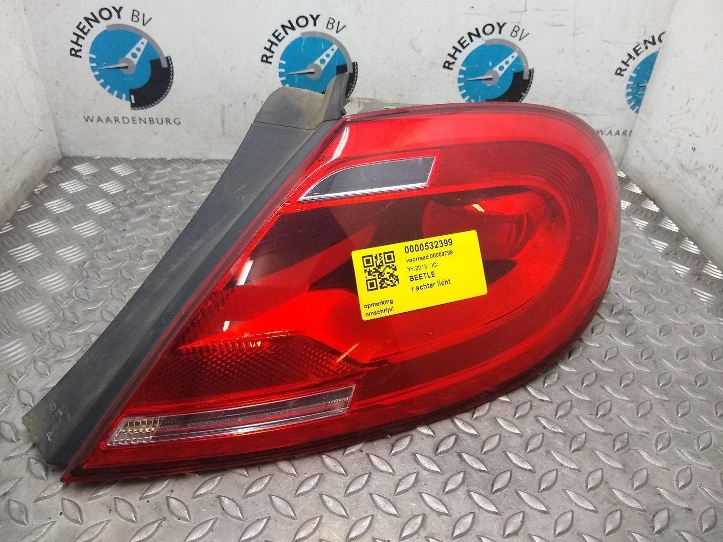 VOLKSWAGEN BEETLE 1.2 TSI DESIGN ACHTERLICHT R 2013, Enlèvement ou Envoi, Utilisé, Stiba membre
