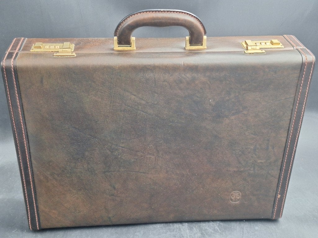 bruine lederen aktetas, nieuwstaat, Ophalen of Verzenden, Nieuw