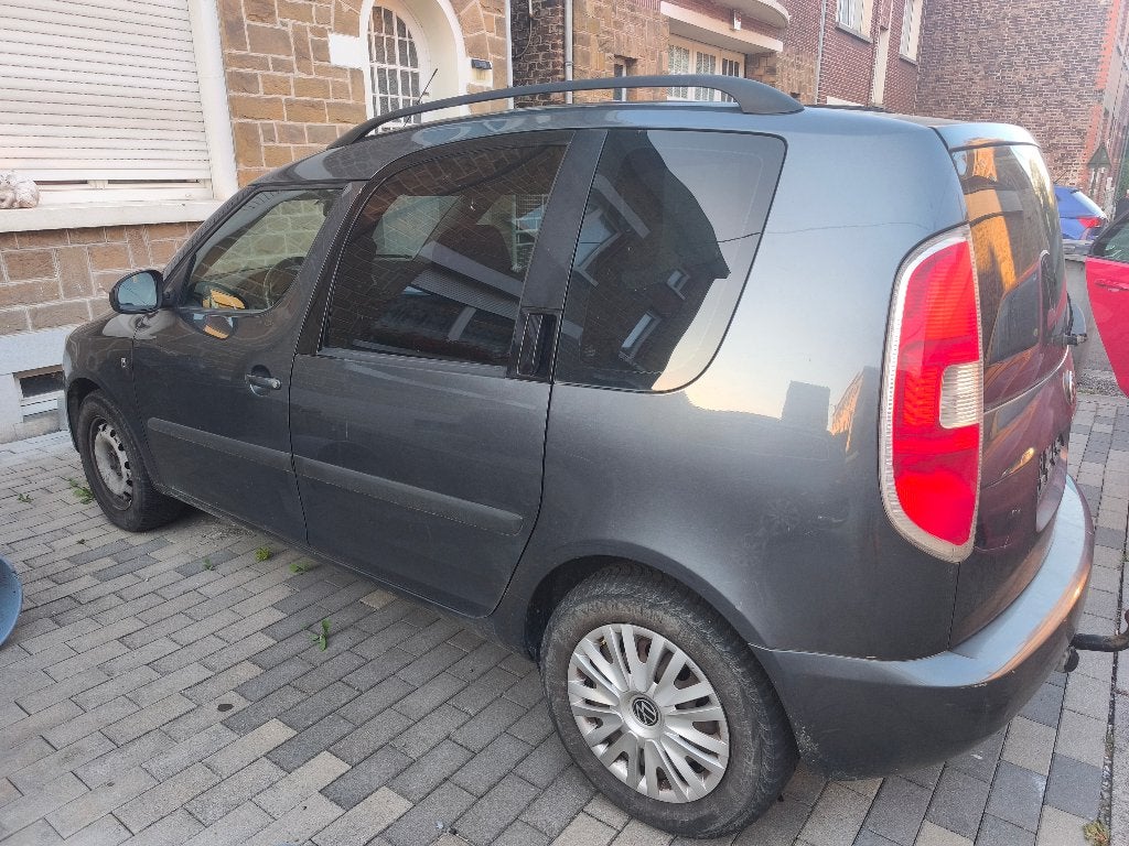 Skoda roomster 1.4tdi 2009, Autos, Achat, Boîte manuelle, Noir, 5 portes