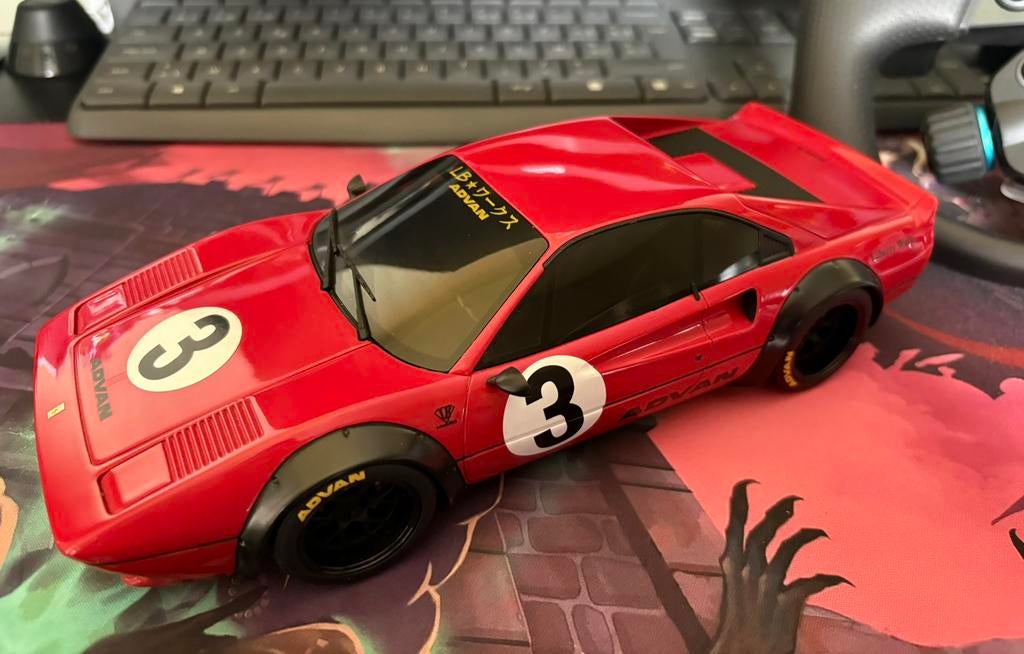 GT Spirit Ferrari 308 GTB Liberty Walk 1/18, Ophalen, Zo goed als nieuw