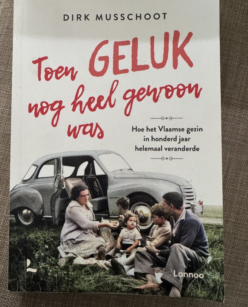 Toen geluk nog heel gewoon was - Musschoot, Boeken, Ophalen of Verzenden, 20e eeuw of later, Gelezen