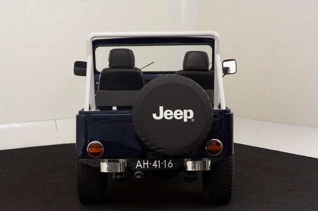 Jeep NEKAF Nieuwstaat/Belasting vrij, Autos, Oldtimers & Ancêtres, Achat, Entreprise, Boîte manuelle, Quatre roues motrices / 4X4