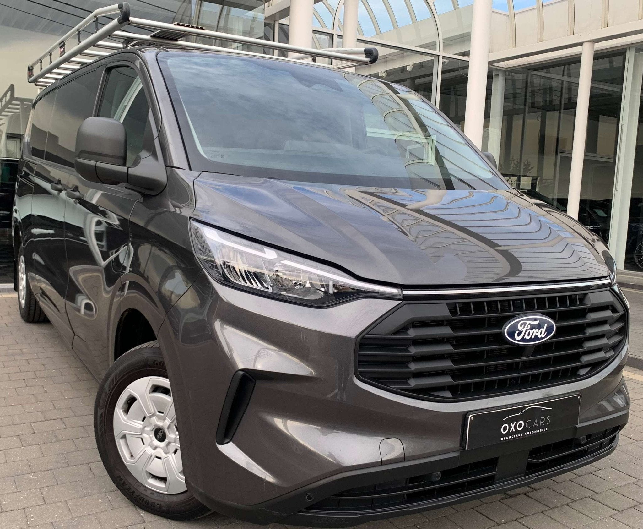 Ford Transit Custom L2 2.0 TDCI LONG CHASSIS 150CV / Galerie, Voorwielaandrijving, Gebruikt, 4 cilinders, Geheel digitaal combi-instrument