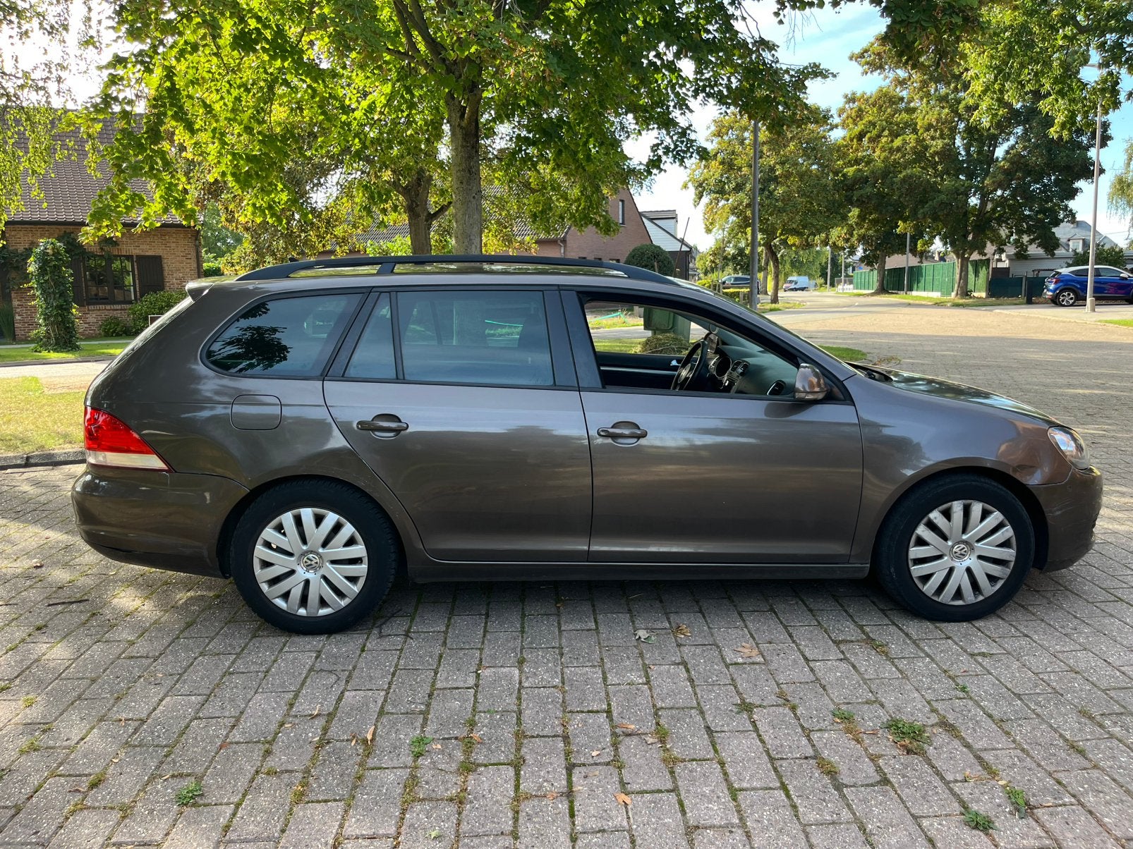 Vw golf 6 1.6 tdi 262000 km‼️dégâts carrosserie‼️11/2012, Euro 5, Achat, Boîte manuelle, 5 portes