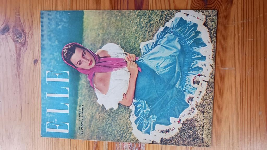 MAGAZINES ELLE, ROMANCE, RADAR e.a., Ophalen