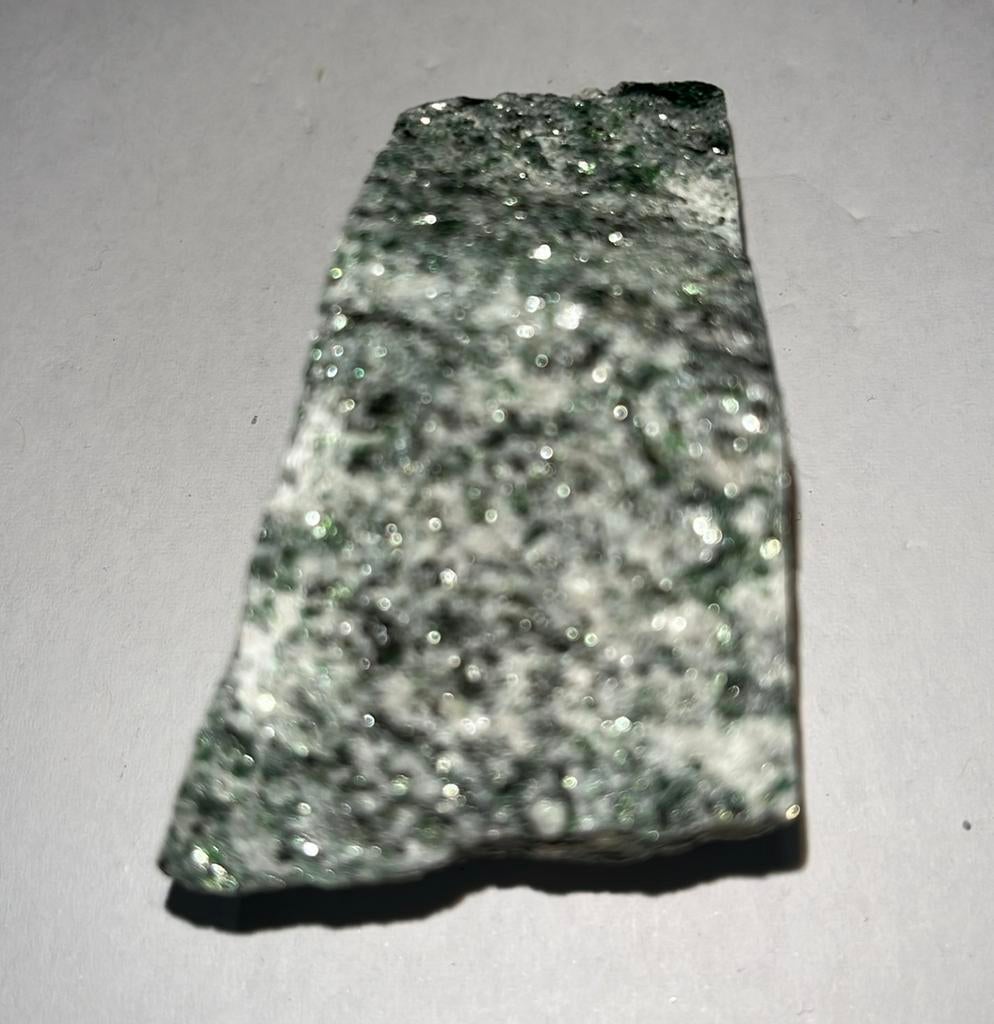 Fuchsiet - 114gram - 55mm x 38mm x 33mm, Ophalen of Verzenden, Nieuw