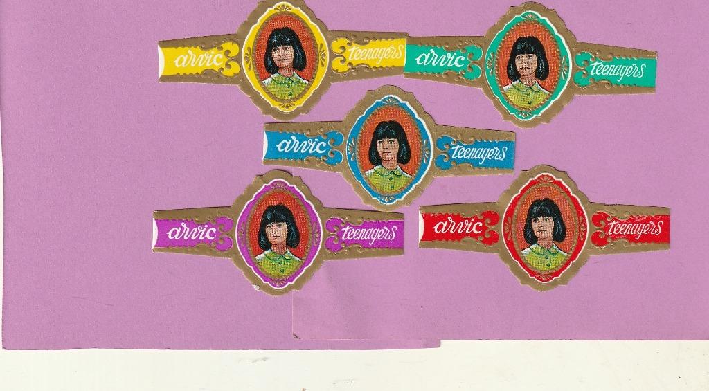 lot 5 oude sigarenbandjes van Anneke Soetaert, van ARVIC ,RA, Verzenden, Zo goed als nieuw, Sigarenbandjes