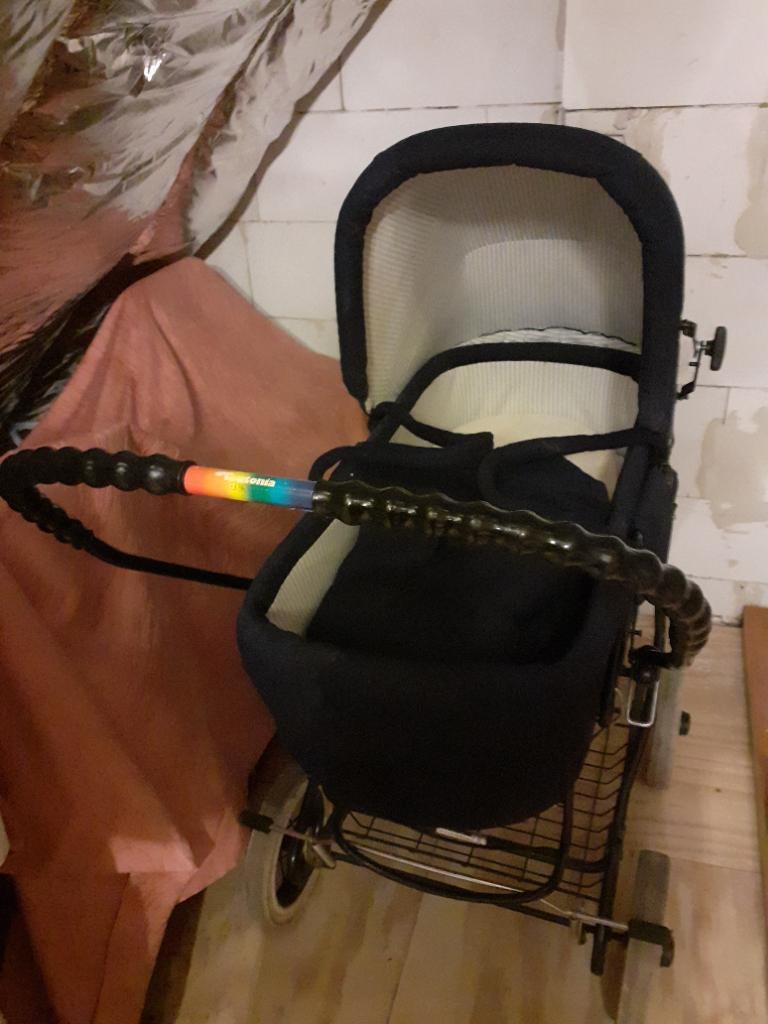 Vintage kinderwagen, Enfants & Bébés, Poussettes & Combinaisons, Autres marques, Avec nacelle, Enlèvement, Utilisé