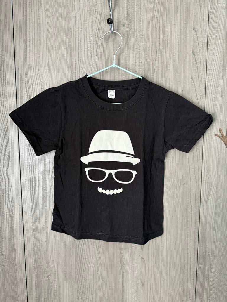 T-shirt fluo neon maat 110, Ophalen of Verzenden, Zo goed als nieuw, Jongen, Shirt of Longsleeve