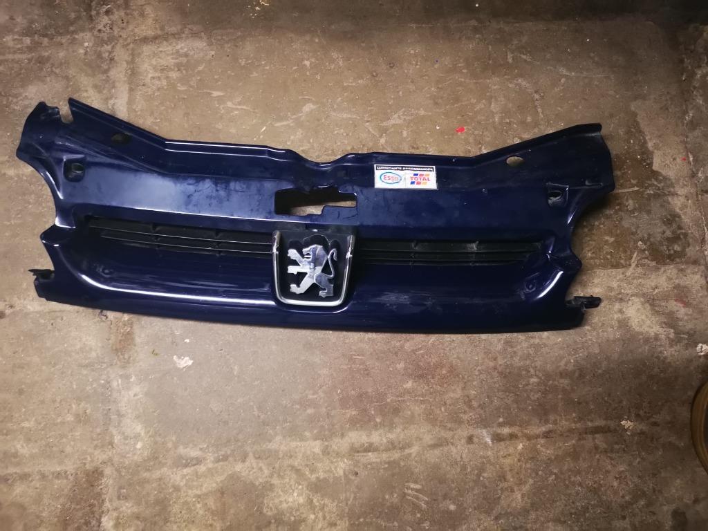 Peugeot Partner 1e generatie radiatorrooster met logo, Auto-onderdelen, Ophalen, Gebruikt, Voor, Bumper