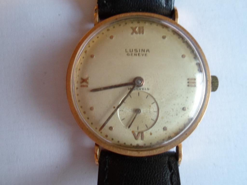 Montre en Lusina Genêve en or 18 carats, Bijoux, Sacs & Beauté, Montres | Anciennes | Antiquités, Montre-bracelet, Autres marques