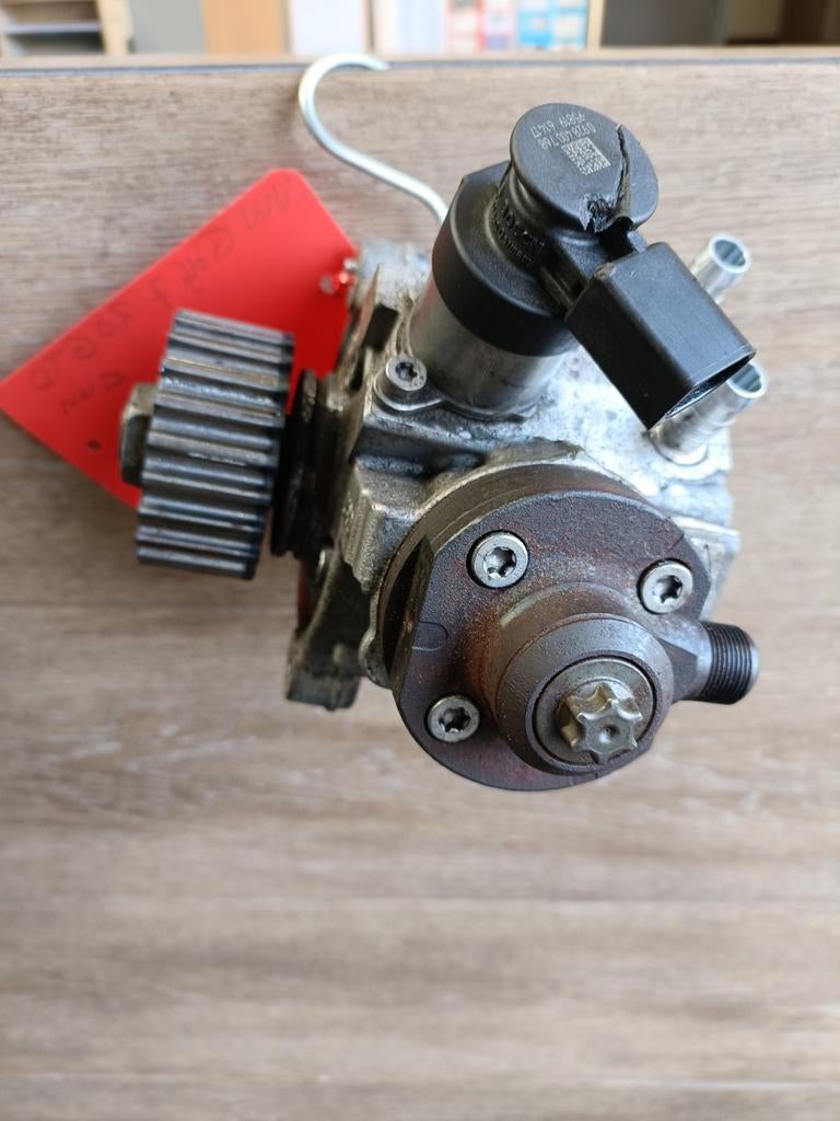 Hogedruk pomp Golf 7 2.0 GTD CUN  04L130755D, Enlèvement ou Envoi