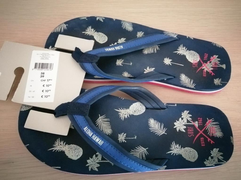 slippers jongen maat 38/39, Garçon, Enlèvement, Utilisé, Autres types