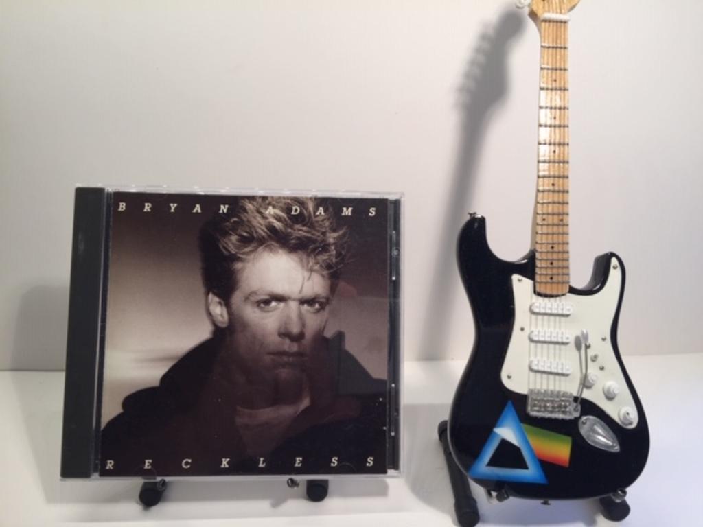 CD - Bryan Adams - Insouciant, CD & DVD, CD | Rock, Comme neuf, Chanteur-compositeur, Enlèvement ou Envoi