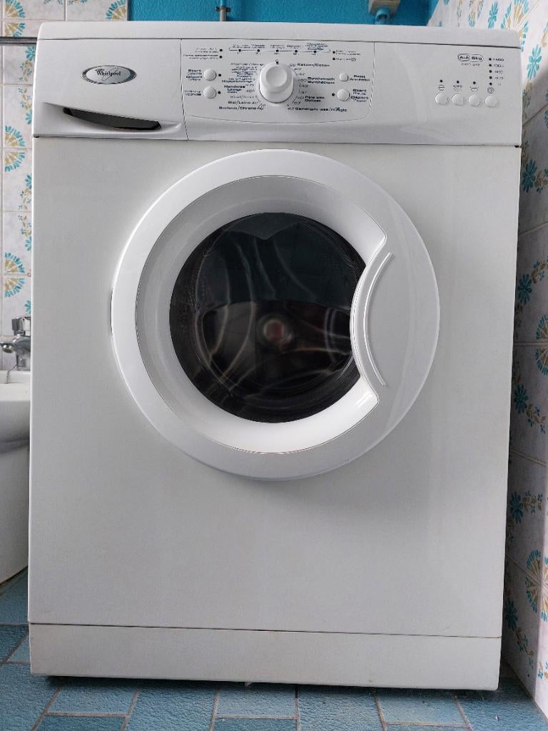 Wasmachine, 1200 à 1600 tours, 4 à 6 kg, Programme lavage à la main, Chargeur frontal