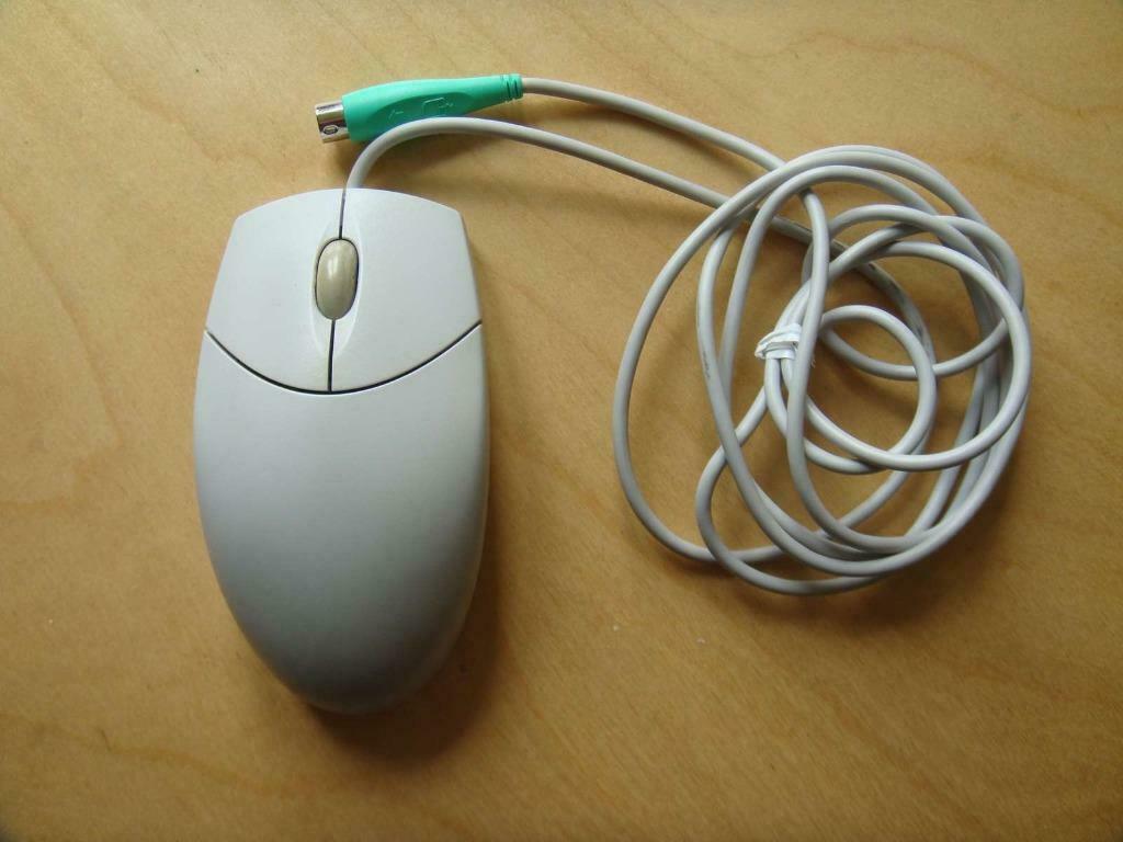 Souris Logitech Avec fil, Informatique & Logiciels, Enlèvement ou Envoi, Utilisé, Droitier, Souris