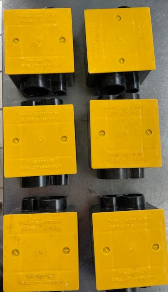 Vynkier inbouwdozen - 6 stuks -€1 per stuk, Enlèvement ou Envoi, Neuf, Autres types
