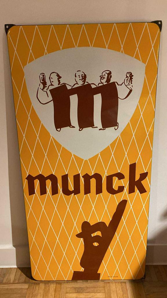 Mint Munck emaille bord tb 1960, Ophalen, Zo goed als nieuw