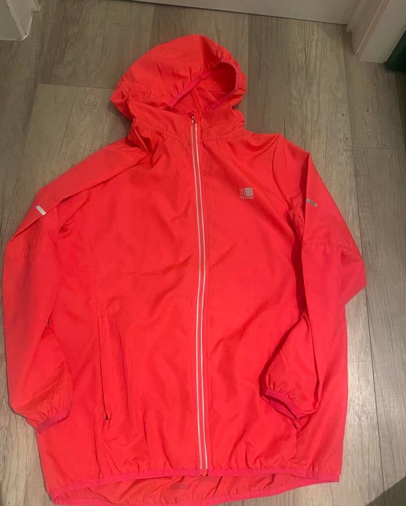Karrimor loop jas, Ophalen, Zo goed als nieuw, Maat 38/40 (M), Roze