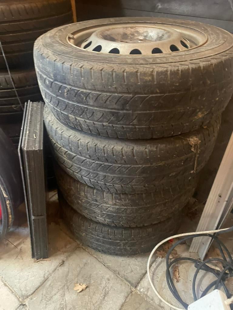 originele Mercedes vito 16 inch stalen velgen, Autos : Pièces & Accessoires, Pneus & Jantes, Pneu(s), 16 pouces, Enlèvement