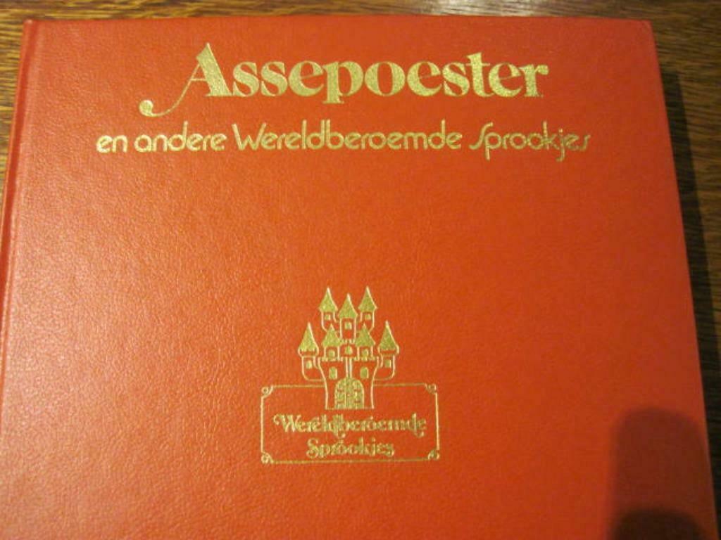 boek : Assepoester en andere wereldberoemde sprookjes, Enlèvement ou Envoi, Utilisé
