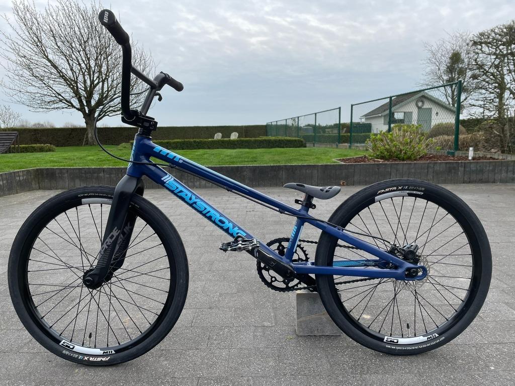 BMX Staystrong Expert XL, Enlèvement, Utilisé, Aluminium, 20 à 24 pouces