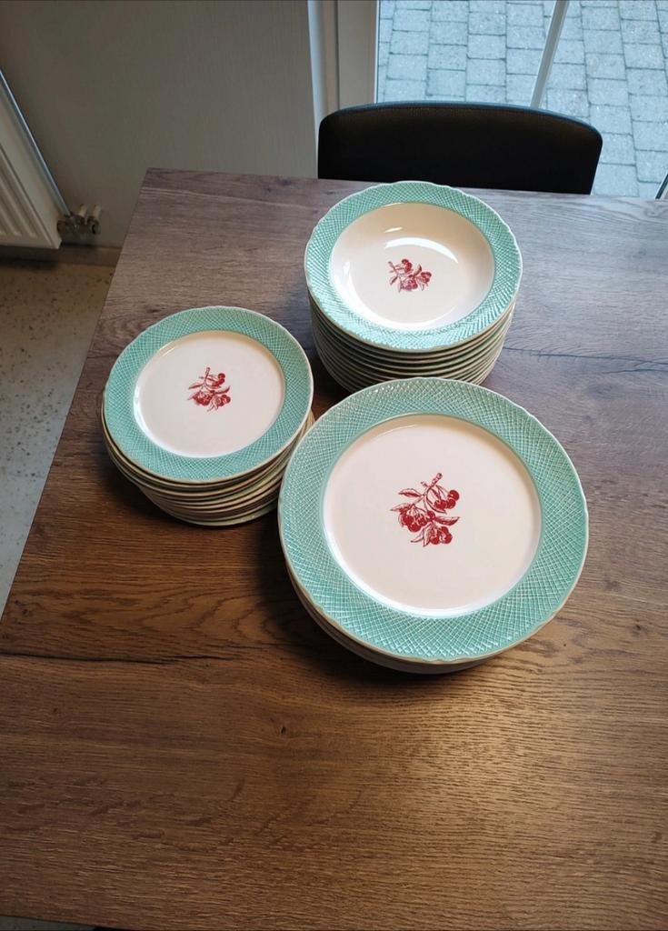 bordenset comptoir de famille, Maison & Meubles, Enlèvement, Assiettes(s)