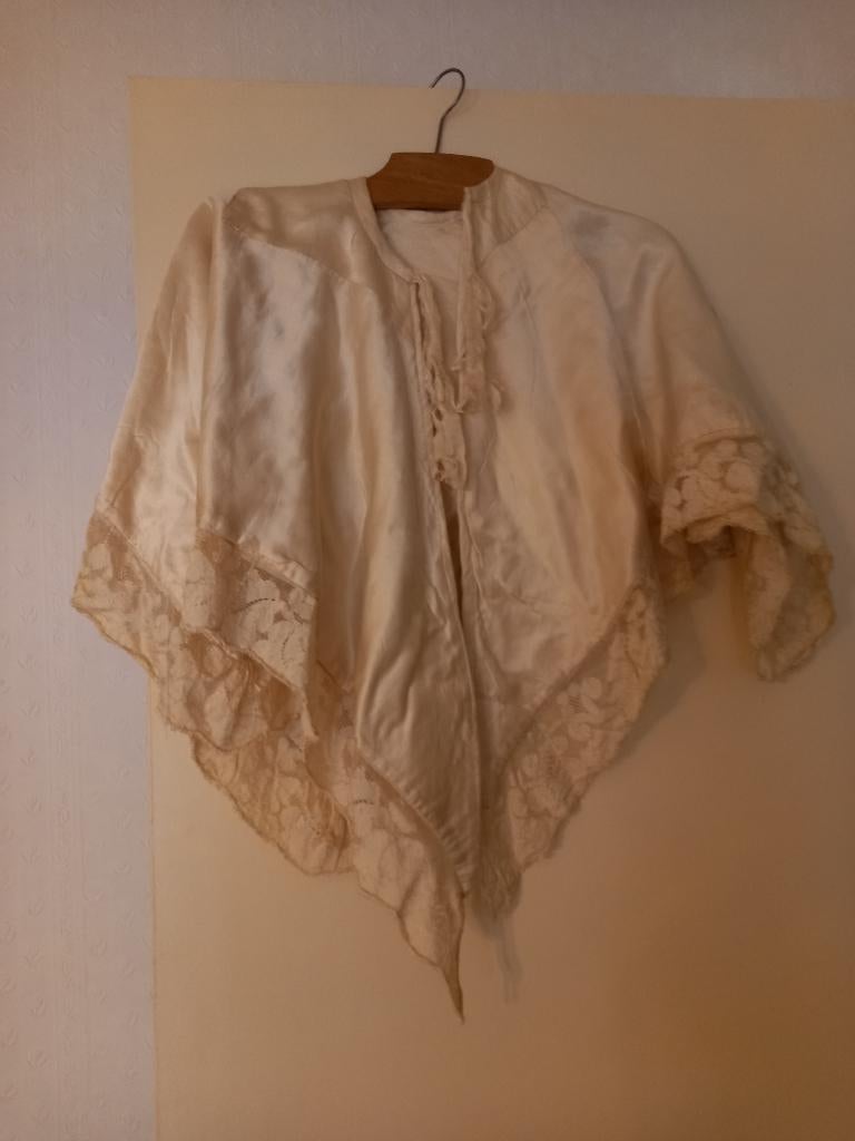 Antiek Zijde Kinder Cape ,Enz..lotje 6 Stuks , VERKOCHT, Antiek en Kunst, Ophalen of Verzenden
