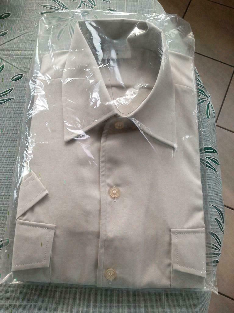 Chemise homme courtes manches T.40. Neuve., Vêtements | Hommes, Enlèvement ou Envoi, Neuf