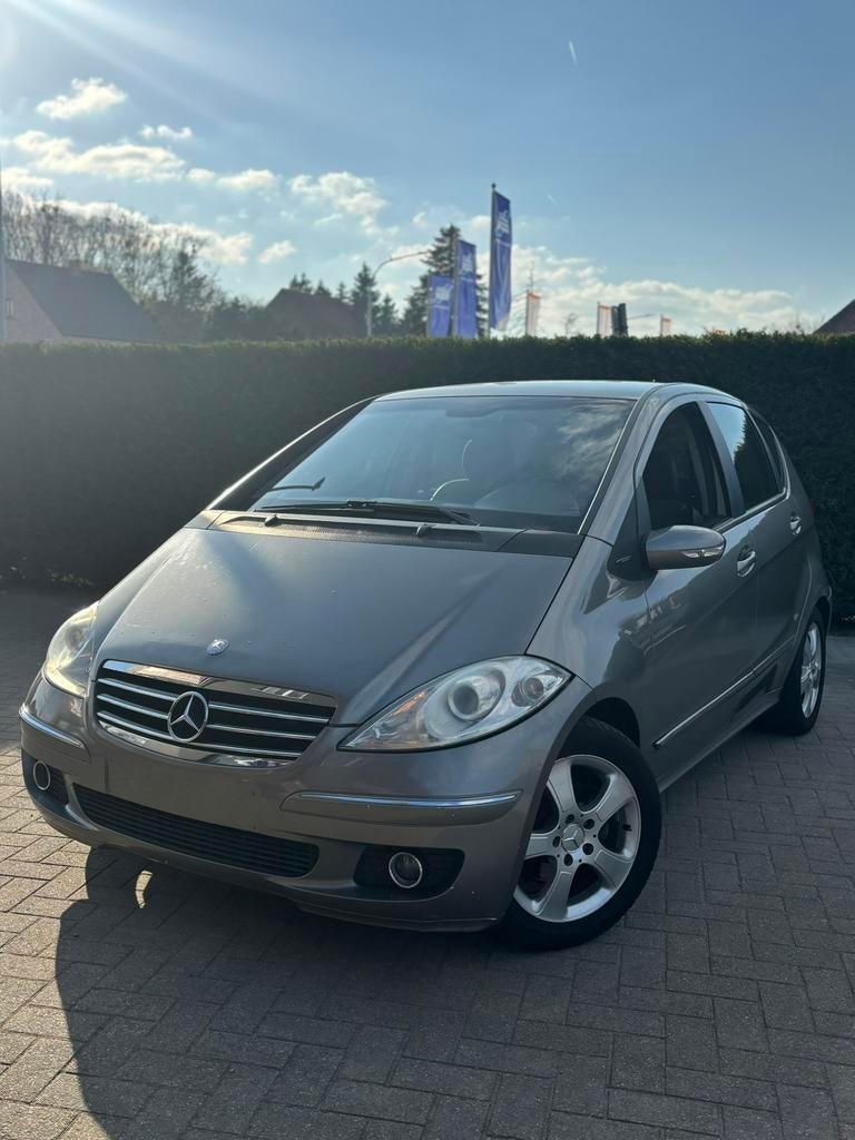 Mercedes a150 benzine lpg automaat airco 2005 190.000km, Auto's, 1498 cc, Zwart, 4 cilinders, Leder en Stof