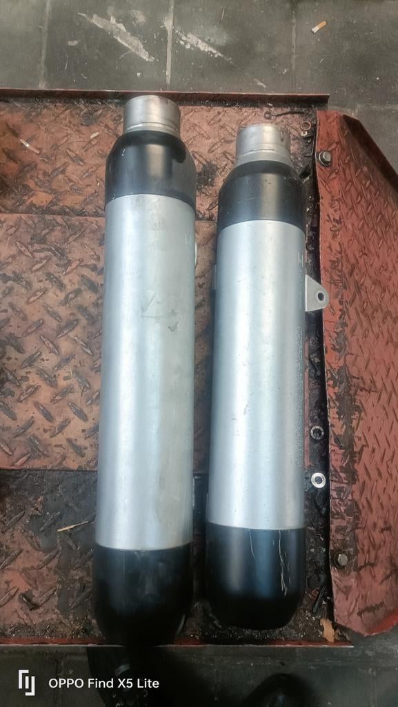 Harley Davidson uitlaatdemper s v-rod/nightrod, Motoren, Ophalen of Verzenden