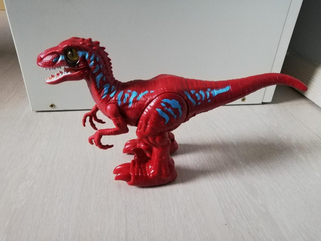 Dinosaure (rapace), Enlèvement ou Envoi, Comme neuf
