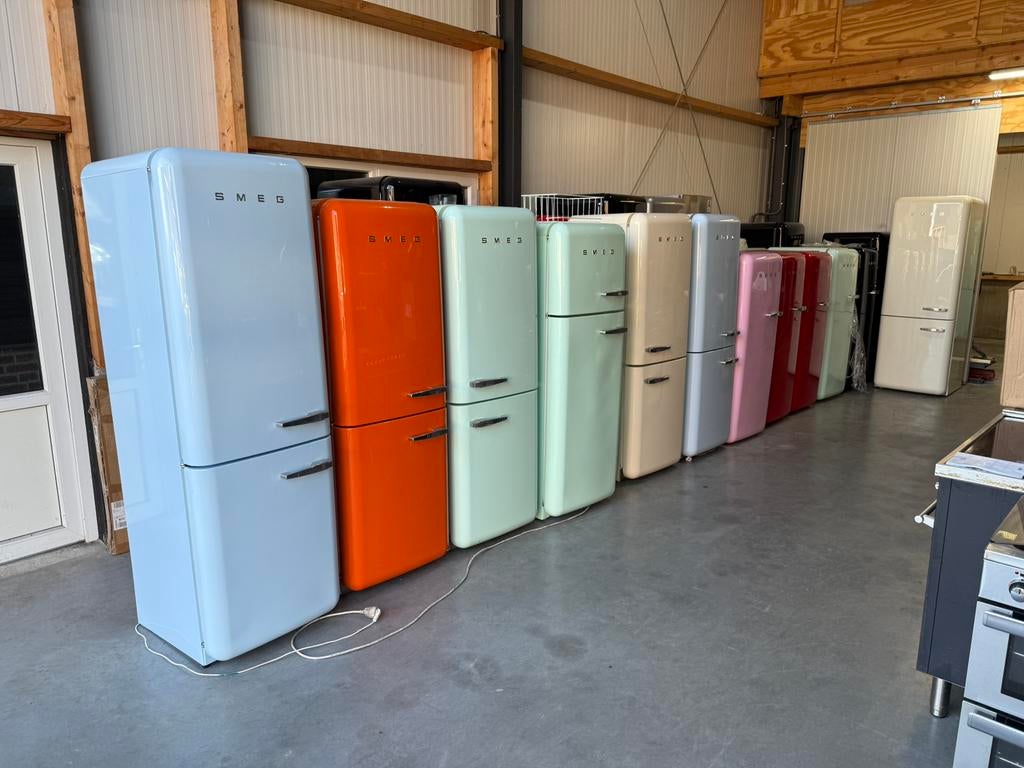 Prachtige smeg retro koelkasten, Elektronische apparatuur, Koelkasten en IJskasten, Ophalen, Zo goed als nieuw