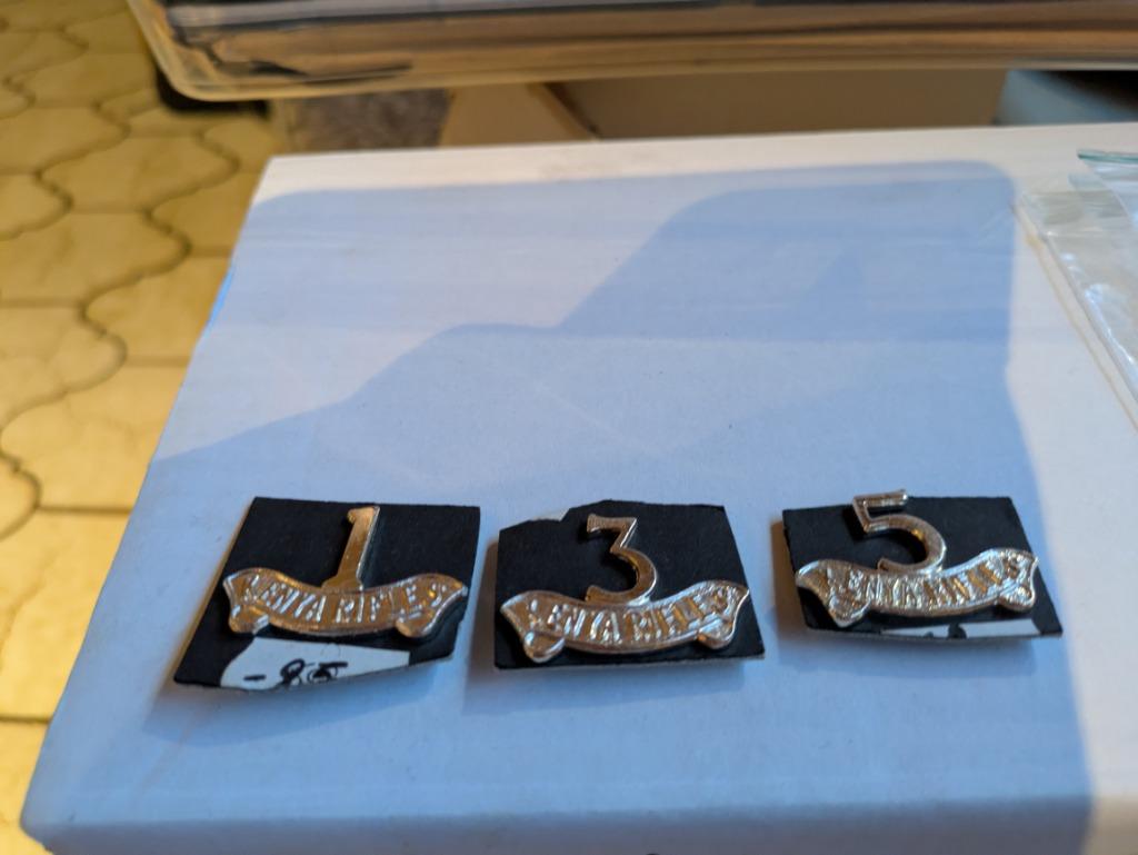 Kenya rifles, Enlèvement ou Envoi, Armée de terre, Emblème ou Badge