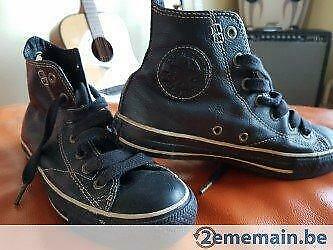 Chaussures Converse Cuir Noir, très bon état pointure 37, Enfants & Bébés, Enlèvement, Utilisé, Garçon ou Fille, Autres types