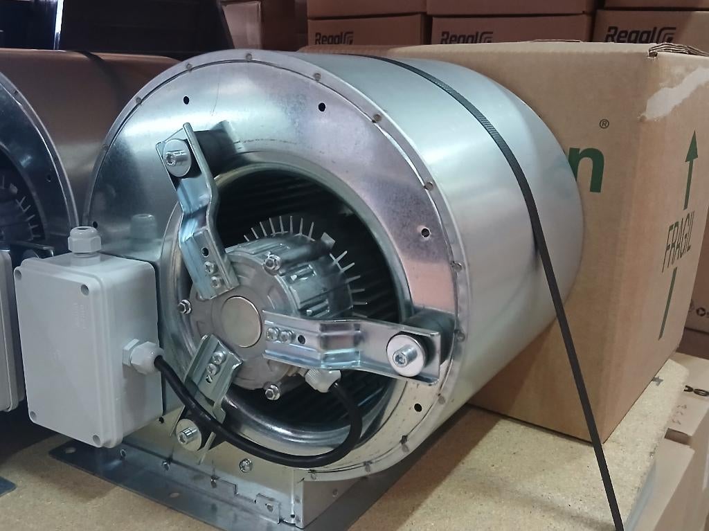 Moteur escargot DD 10/10 - 3600 m3/h pour hotte, Envoi