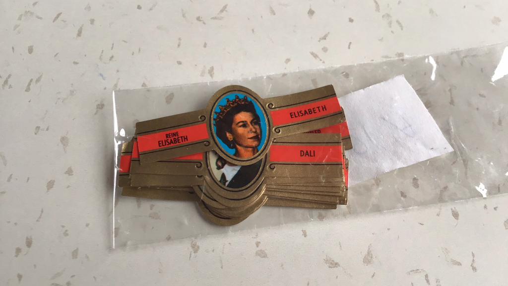 Reine Elisabeth sigarenbandjes, Ophalen of Verzenden, Zo goed als nieuw, Sigarenbandjes