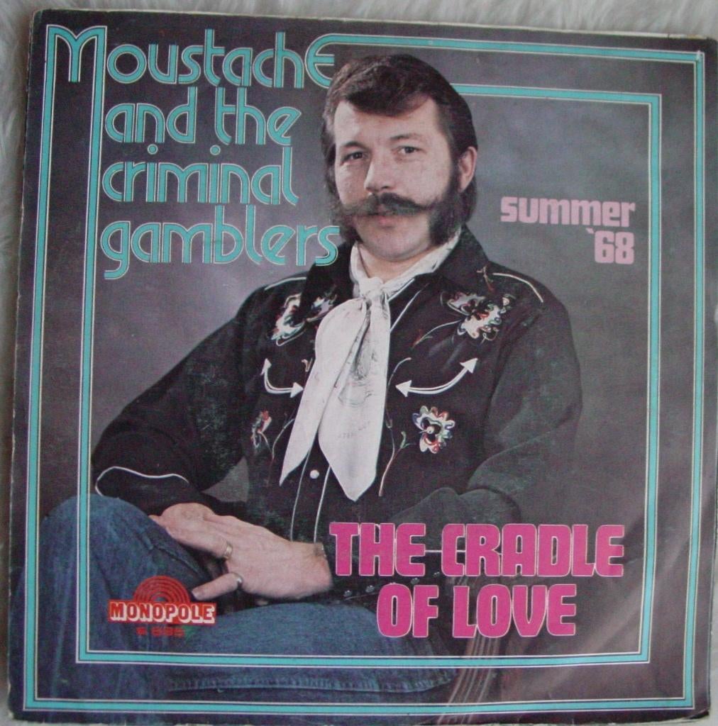 45T 7INCH VINYL SINGLE MOUSTACHE, Ophalen of Verzenden, Single